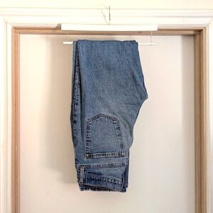 Abercrombie & Fitch Women's 90's Straight High Rise Jeans